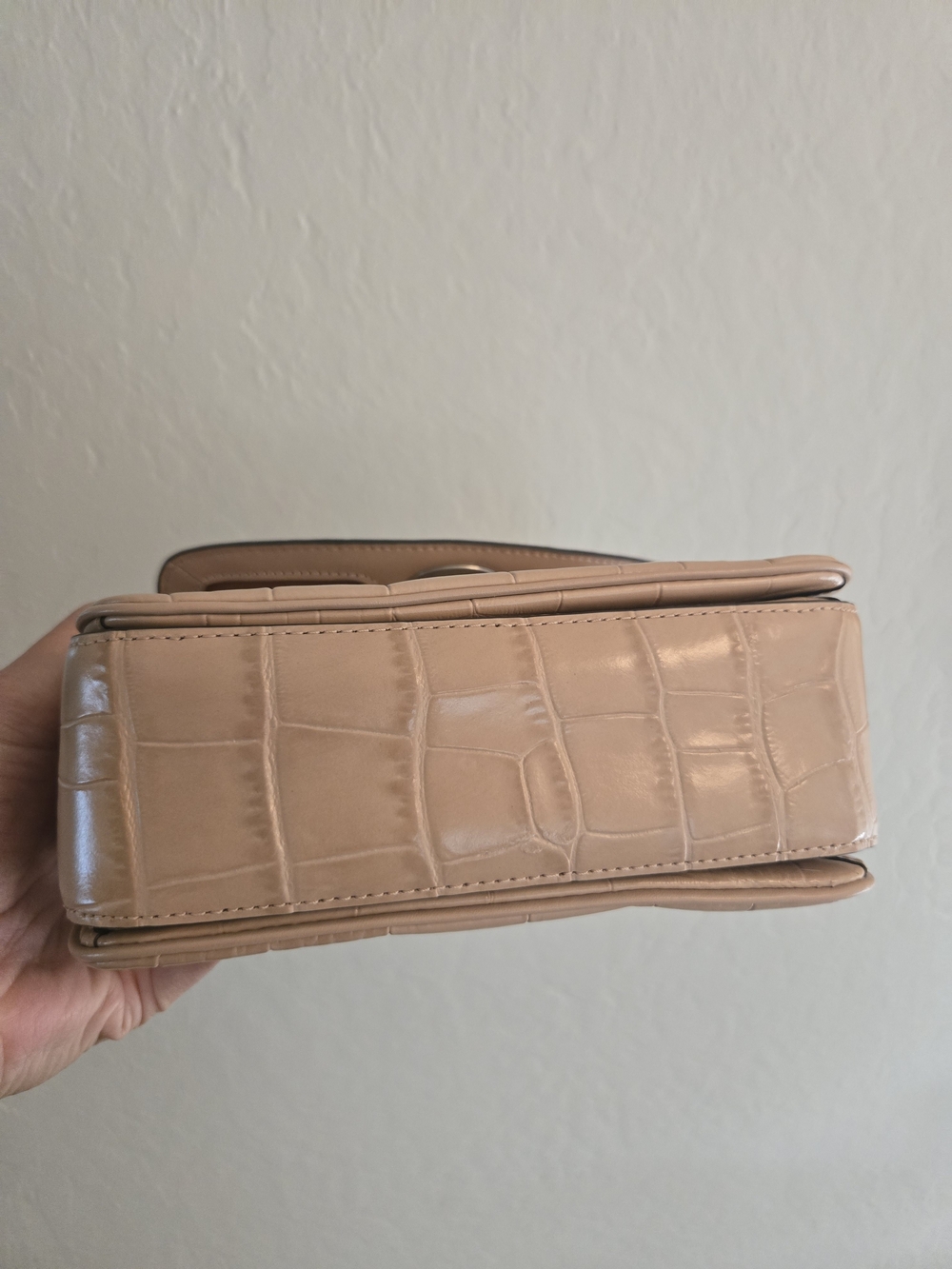 Coach Cassie 19 Croc-Embossed Bluff - Picture 6 of 8
